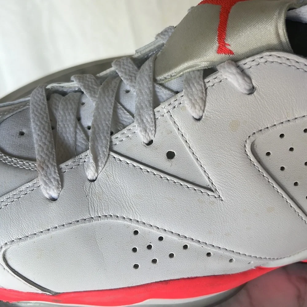 Jordan Retro 6 - Picture 4 of 12
